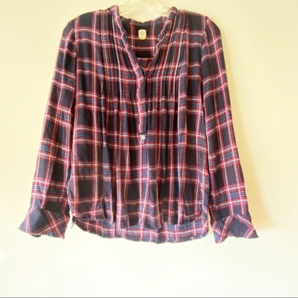 GAP Tops - GAP Pullover Plaid Shirt Red Blue Size XS